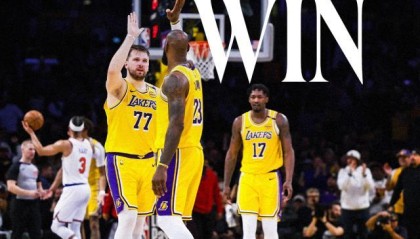 湖人8连胜！东皇连续两战同砍30+ 美记再嘲独行侠